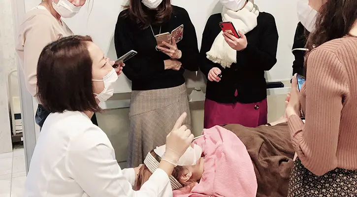 Về học viện M beauty academy